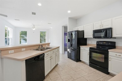 MOVE-IN READY AND WELL-MAINTAINED HOME in Sugarmill Woods  on a on Sugarmill Woods Golf and Country Club in Florida - for sale on GolfHomes.com, golf home, golf lot