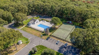 Pebble Beach model in *The Greens*.  Beautifully updated 3 on Rock Hill Golf and Country Club in New York - for sale on GolfHomes.com, golf home, golf lot