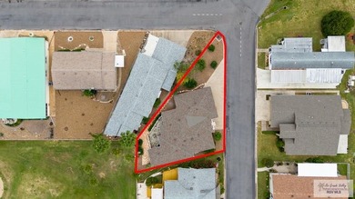 Enjoy golf course living at its finest in this beautifully on Sunshine Country Club  in Texas - for sale on GolfHomes.com, golf home, golf lot