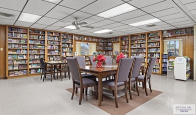 Enjoy golf course living at its finest in this beautifully on Sunshine Country Club  in Texas - for sale on GolfHomes.com, golf home, golf lot