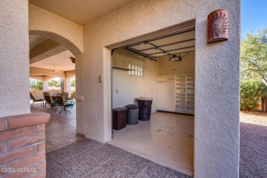 This Pre-Robson 2,039 sf YORK model 2 BR/2BA w/Den GOLF COURSE on Quail Creek Country Club  in Arizona - for sale on GolfHomes.com, golf home, golf lot