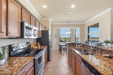 RARE PENTHOUSE OPPORTUNITY WITH FULL GOLF MEMBERSHIP Stop on Bonita National Golf Course in Florida - for sale on GolfHomes.com, golf home, golf lot