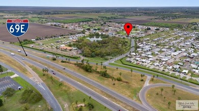 Enjoy golf course living at its finest in this beautifully on Sunshine Country Club  in Texas - for sale on GolfHomes.com, golf home, golf lot