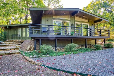 Welcome to this beautifully updated 2 bedroom, 2 bath home on DeSoto Golf Course in Arkansas - for sale on GolfHomes.com, golf home, golf lot