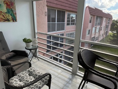 PRICE TO SELL. Very beautiful one bedroom, one bath in sunrise on Sunrise Lakes Phase III in Florida - for sale on GolfHomes.com, golf home, golf lot