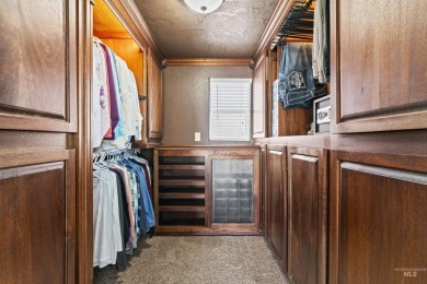 Rare find, tons of upgrades. Master bedroom/bathroom remodeled on Falcon Crest Golf Club in Idaho - for sale on GolfHomes.com, golf home, golf lot