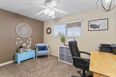 Rare find, tons of upgrades. Master bedroom/bathroom remodeled on Falcon Crest Golf Club in Idaho - for sale on GolfHomes.com, golf home, golf lot