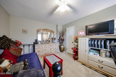 Charming home located in the desirable 55+ Sun City community! on Sun City-Willow Creek / Willow Brook  in Arizona - for sale on GolfHomes.com, golf home, golf lot