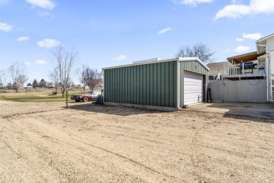Rare find, tons of upgrades. Master bedroom/bathroom remodeled on Falcon Crest Golf Club in Idaho - for sale on GolfHomes.com, golf home, golf lot
