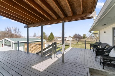 Rare find, tons of upgrades. Master bedroom/bathroom remodeled on Falcon Crest Golf Club in Idaho - for sale on GolfHomes.com, golf home, golf lot
