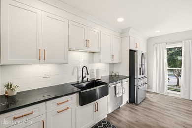 Nestled in the highly desirable Hunting Creek, this beautifully on Hunting Creek Country Club in Kentucky - for sale on GolfHomes.com, golf home, golf lot