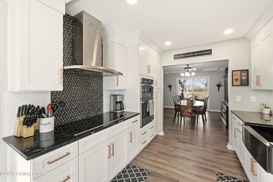 Nestled in the highly desirable Hunting Creek, this beautifully on Hunting Creek Country Club in Kentucky - for sale on GolfHomes.com, golf home, golf lot