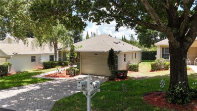 Expect to be impressed with this charming, updated home in Kings on Kings Ridge Golf Club in Florida - for sale on GolfHomes.com, golf home, golf lot