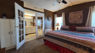 Charming & Spacious Furnished 2-Bedroom Home in Vibrant on Plantation Golf Club in Florida - for sale on GolfHomes.com, golf home, golf lot