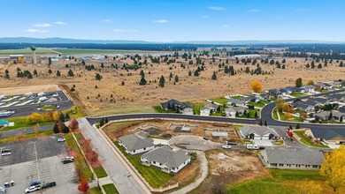 Beautiful Pro Made condo in gated community, discover the on Deer Park Golf Club in Washington - for sale on GolfHomes.com, golf home, golf lot