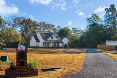 Charming, meticulously maintained 3-bedroom, 3-bath home located on Havana Golf and Country Club in Florida - for sale on GolfHomes.com, golf home, golf lot