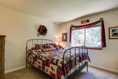 If you have decided to buy in the Sierras, look no further, the on Sequoia Woods Country Club in California - for sale on GolfHomes.com, golf home, golf lot