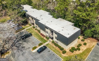 Ground floor 1 bed/1bath fully renovated Cross Creek condo with on Cross Creek Golf Course in Georgia - for sale on GolfHomes.com, golf home, golf lot