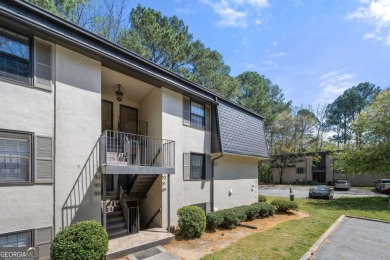 Ground floor 1 bed/1bath fully renovated Cross Creek condo with on Cross Creek Golf Course in Georgia - for sale on GolfHomes.com, golf home, golf lot