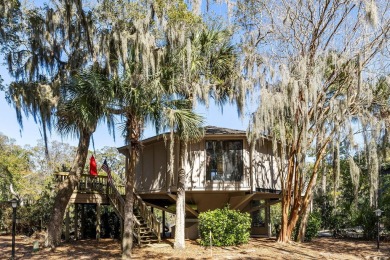 12 Dune Crest is a well maintained two bedroom, two full bath on The Seabrook Island Club in South Carolina - for sale on GolfHomes.com, golf home, golf lot