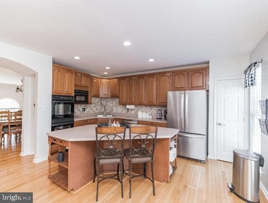 Luxury two car garage Townhouse located in gated Piedmont on The Piedmont Club in Virginia - for sale on GolfHomes.com, golf home, golf lot