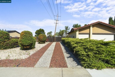 Opportunity knocks with this single-story home on a flat on San Ramon Golf Club in California - for sale on GolfHomes.com, golf home, golf lot