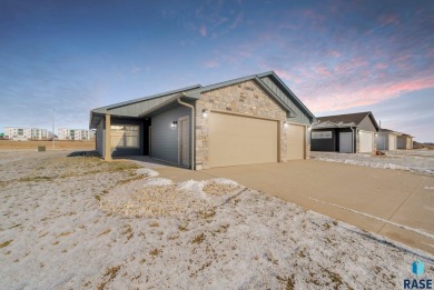 Exquisite Highly Upgraded Independence Floor Plan Villa Home in on Brandon Municipal Golf Course in South Dakota - for sale on GolfHomes.com, golf home, golf lot