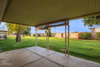 Charming 2 bedroom home in established and well manicured on PalmBrook Country Club in Arizona - for sale on GolfHomes.com, golf home, golf lot