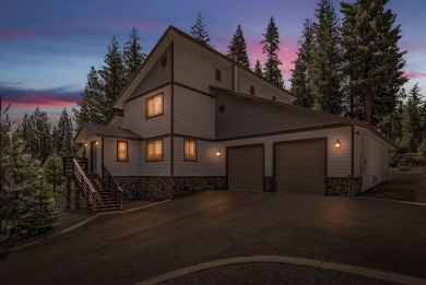 This well-appointed mountain style retreat offers excellent on Bailey Creek Golf Course in California - for sale on GolfHomes.com, golf home, golf lot