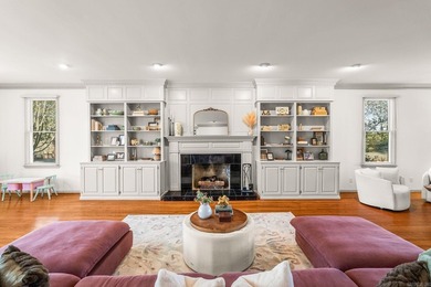 Set on a quiet cul-de-sac in Pleasant Valley, this on Pleasant Valley Country Club in Arkansas - for sale on GolfHomes.com, golf home, golf lot