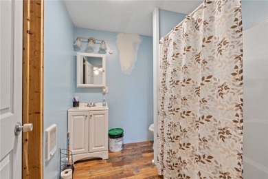 RARE 3-unit on a golf course! Recently renovated and full of on Greenview Country Club - Greenview in New York - for sale on GolfHomes.com, golf home, golf lot