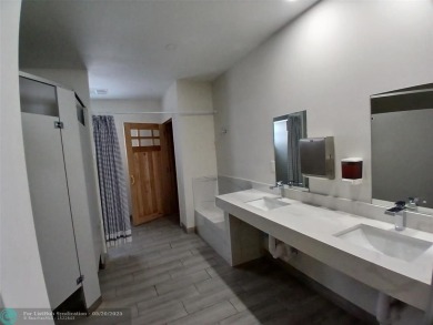 REMODELED BEAUTIFUL 1ST FLOOR CONDO! This RARE 1st Floor Golf on Palm-Aire Country Club and Resort - Palms in Florida - for sale on GolfHomes.com, golf home, golf lot