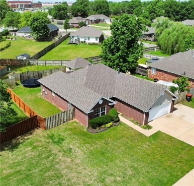 Live, work and play in the heart of NWA!
Check out this on Brush Creek Golf Course in Arkansas - for sale on GolfHomes.com, golf home, golf lot