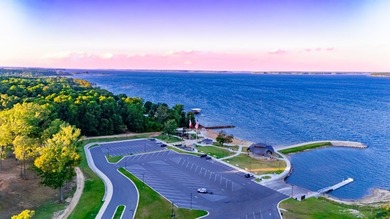 REDUCED! Bring Offers! Retire to this Charming peaceful and on Pendleton Harbor in Texas - for sale on GolfHomes.com, golf home, golf lot