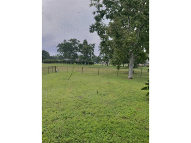 *Turnkey, updated, and solar-powered -- this Deep Creek gem on Deep Creek Golf Club in Florida - for sale on GolfHomes.com, golf home, golf lot