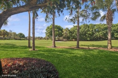 CHECK OUT THIS SPECTACCULAR GOLF VIEW!This townhouse is located on The Legacy Golf and Tennis Club in Florida - for sale on GolfHomes.com, golf home, golf lot