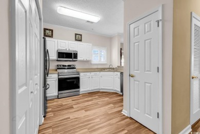 This stunning end unit, 3-bedroom, 2-bathroom, furnished condo on Arrowhead Country Club in South Carolina - for sale on GolfHomes.com, golf home, golf lot