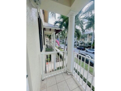 Stylish 3-story townhome in the heart of Abacoa! Open-concept on Abacoa Golf Club in Florida - for sale on GolfHomes.com, golf home, golf lot