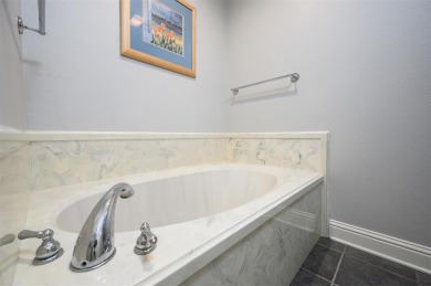 Charming Home in Sought-After Holly Lake Ranch - Nestled in this on Holly Lake Ranch Golf Club in Texas - for sale on GolfHomes.com, golf home, golf lot