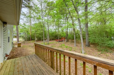 Charming Home in Sought-After Holly Lake Ranch - Nestled in this on Holly Lake Ranch Golf Club in Texas - for sale on GolfHomes.com, golf home, golf lot