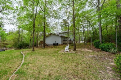 Charming Home in Sought-After Holly Lake Ranch - Nestled in this on Holly Lake Ranch Golf Club in Texas - for sale on GolfHomes.com, golf home, golf lot