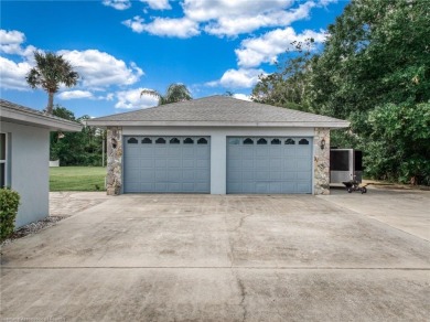 You are sure to fall in love with this spectacular 4 bedroom + 3 on Golf Hammock Country Club in Florida - for sale on GolfHomes.com, golf home, golf lot