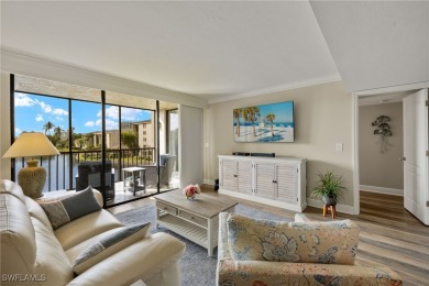 ****PRICE IMPROVEMENT****Move right into this meticulous on The Landings Yacht, Golf and Tennis Club in Florida - for sale on GolfHomes.com, golf home, golf lot