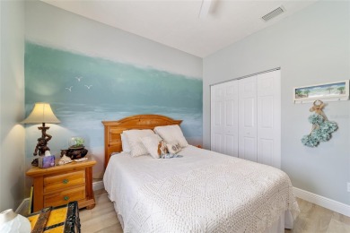 GREAT GOLF COURSE VIEWS from this 2 BR/2BA + Den/Office home in on Ocala Palms Golf and Country Club in Florida - for sale on GolfHomes.com, golf home, golf lot