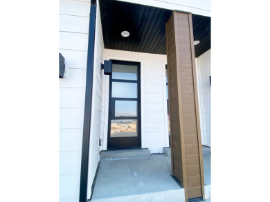 Luxury Townhome with Panoramic Views in the Heart of Saratoga on Talons Cove Golf Club in Utah - for sale on GolfHomes.com, golf home, golf lot