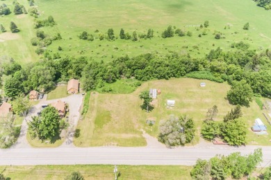 OWNER FINANCING AVAILABLE WITH 45-50% DOWN. TENANT PAYS ALL on The Meadows Golf Center in New York - for sale on GolfHomes.com, golf home, golf lot