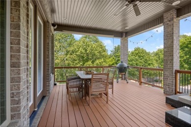 Gorgeous Shadow Valley Home on Corner Lot! This move in ready 4 on Shadow Valley Country Club in Arkansas - for sale on GolfHomes.com, golf home, golf lot