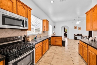 *PRICED TO SELL* Welcome to 64586 Brae Burn Ave, a beautiful 3 on Mission Lakes Country Club in California - for sale on GolfHomes.com, golf home, golf lot