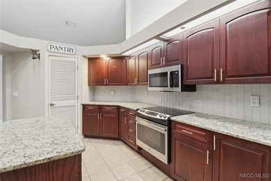 GORGEOUS 4BED/2.5BATH HOME IN SUGARMILL WOODS! Size & Quality on Sugarmill Woods Golf and Country Club in Florida - for sale on GolfHomes.com, golf home, golf lot