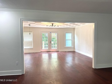 NICE & NEAT IS THIS 3 BEDROOM, 2 BATH HOME THAT HAS BEEN UPDATED on Duncan Park Golf Course in Mississippi - for sale on GolfHomes.com, golf home, golf lot